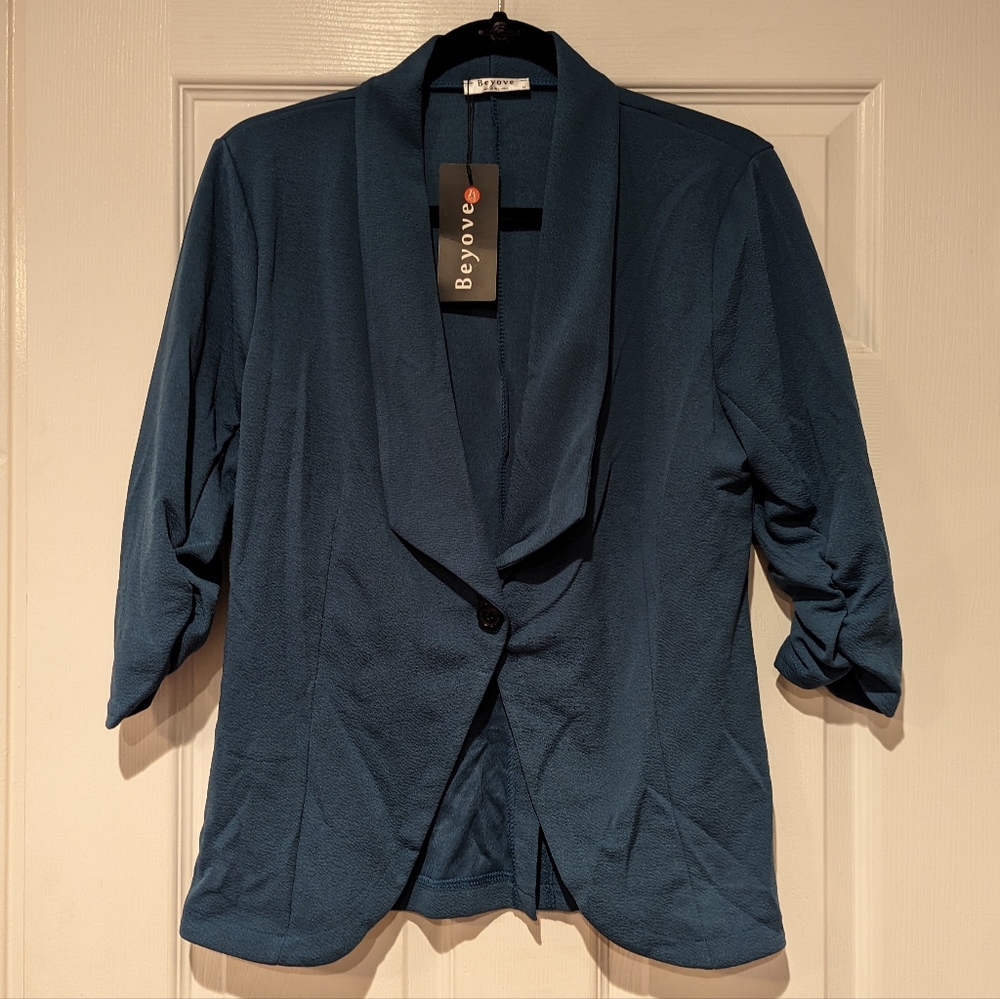 NWT - Blue blazer - M